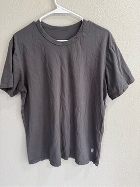 Standard Issue T-Shirt men’s gray size large